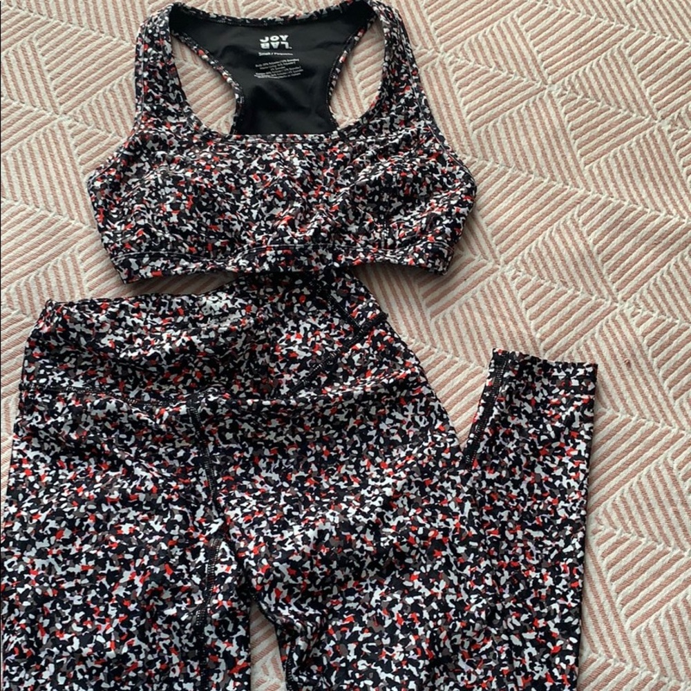 Joy Lab Set: SM Sports Bra / XS Leggings